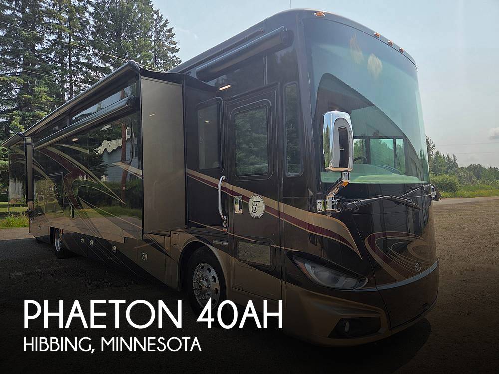 2015 Tiffin Phaeton 40AH