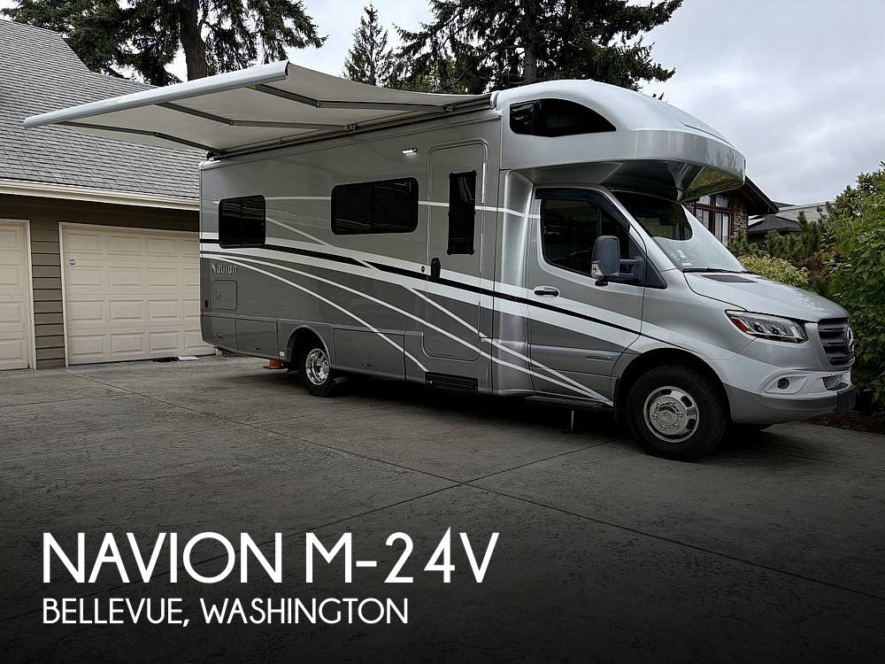2021 Winnebago Navion M-24V
