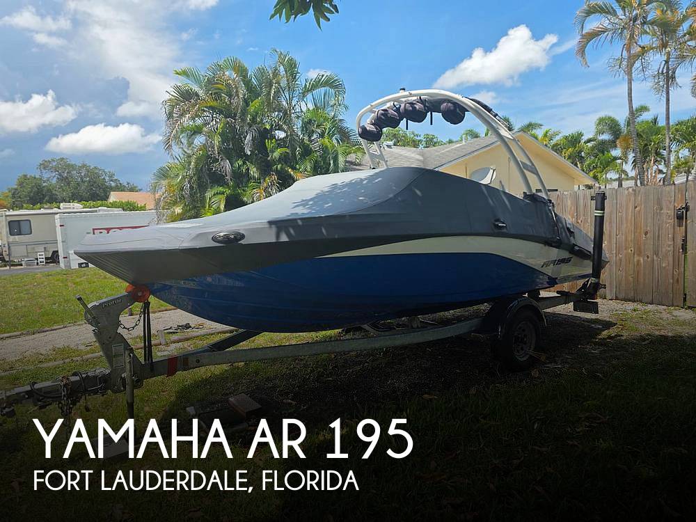 2024 Yamaha AR 195