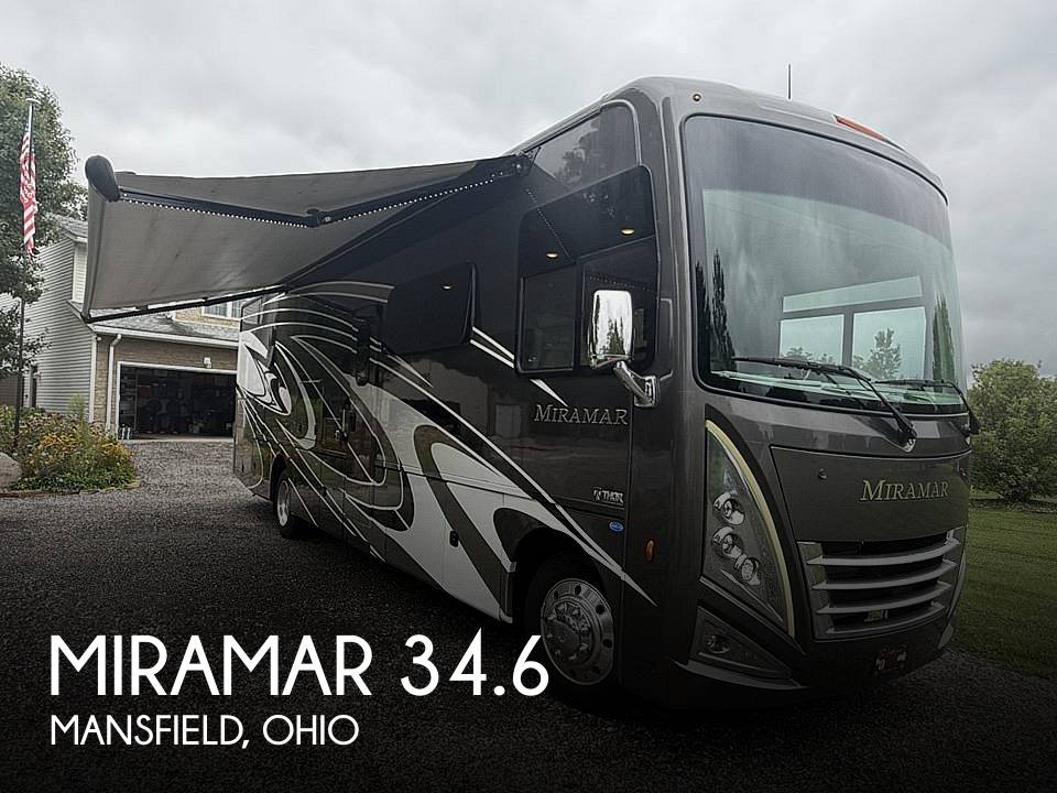 2022 Thor Motor Coach Miramar 34.6