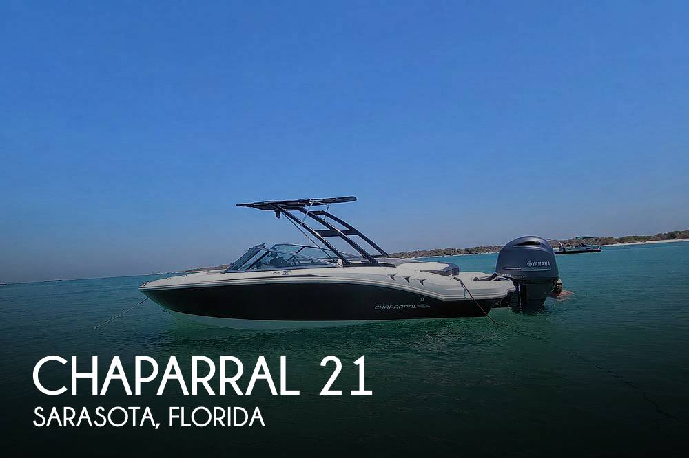 2017 Chaparral H2O 21 Deluxe
