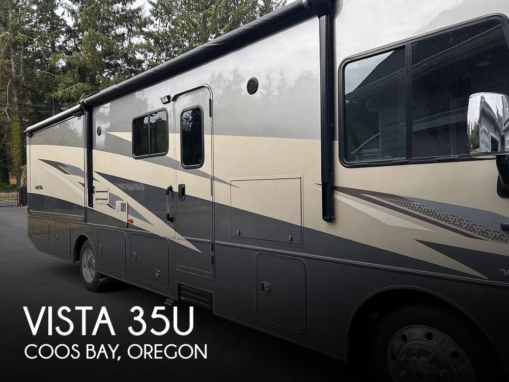 2021 Winnebago Vista 35U