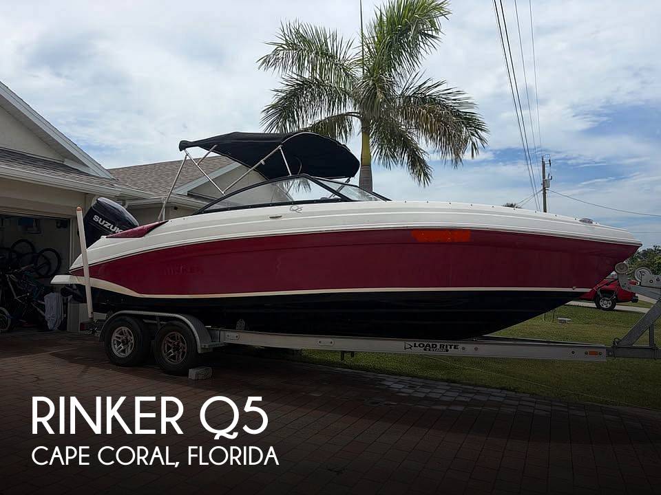 2018 Rinker Q5