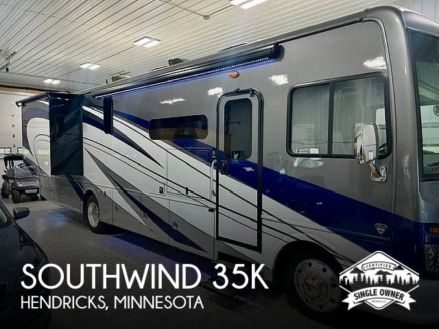 2022 Fleetwood Southwind 35K
