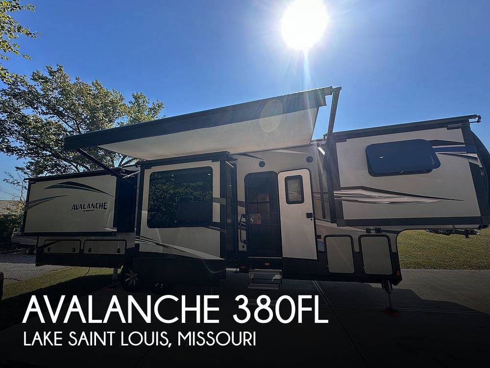 2018 Keystone Avalanche 380FL