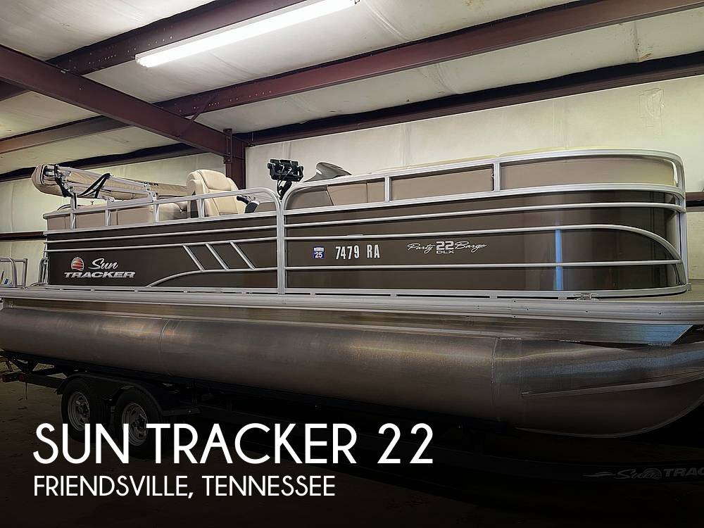 2021 Sun Tracker Party Barge 22 DLX