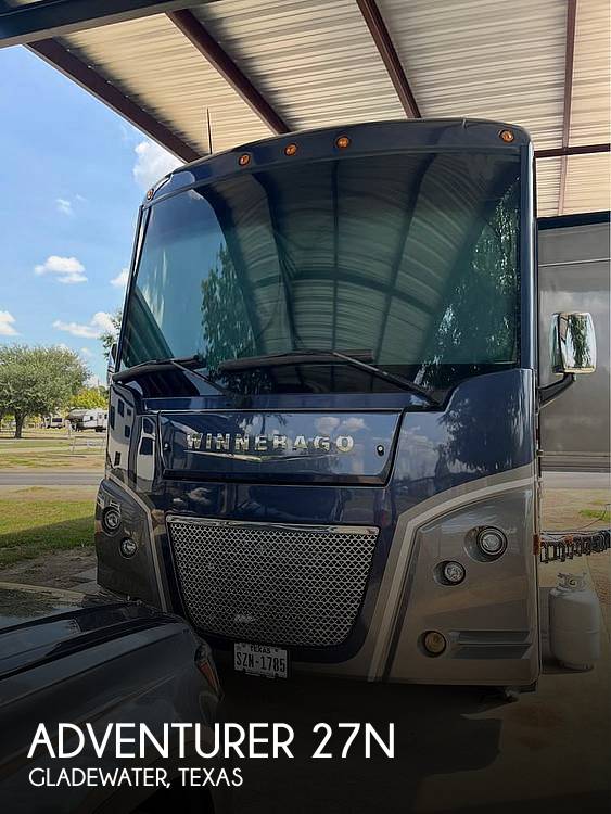 2022 Winnebago Adventurer 27N