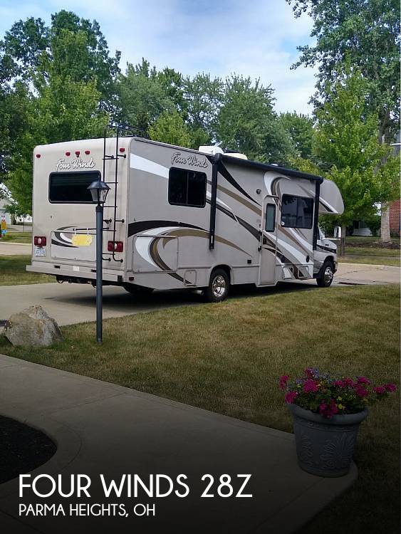 2016 Thor Motor Coach Four Winds 28Z