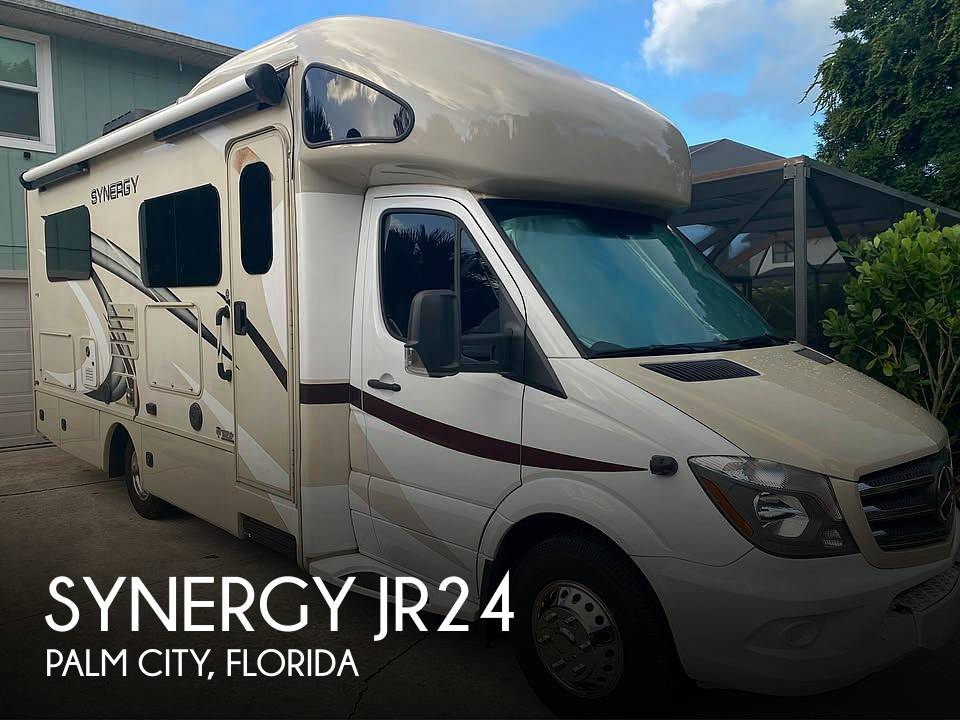 2018 Thor Motor Coach Synergy JR24