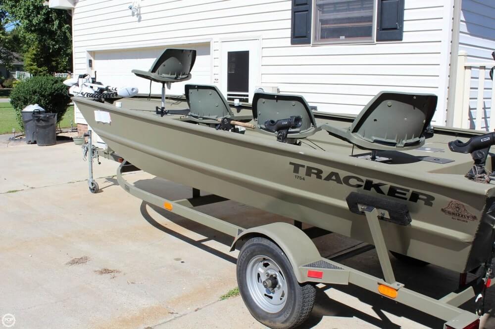 Sold Tracker 1754 Grizzly Boat in Moyock, NC 088706 Pop Sells
