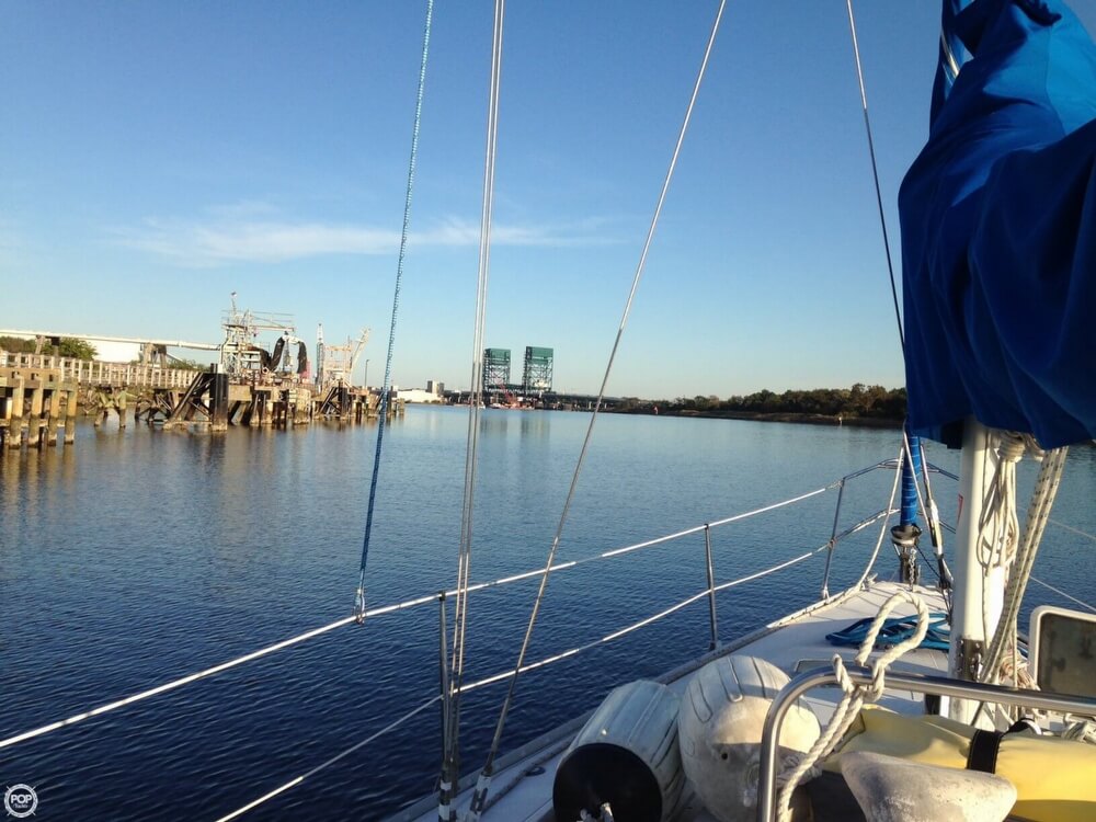 Sold Hunter 34' Boat in Coinjock, NC 097682 Pop Sells