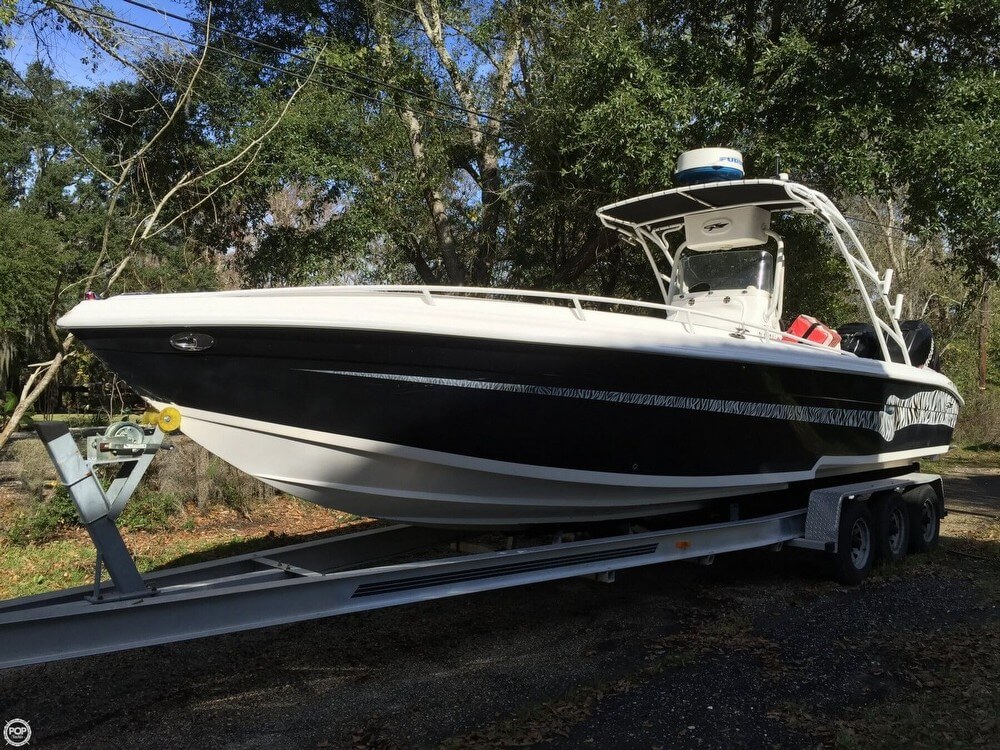 Sold Glasstream 328 SCX Center Console Sportfish Cuddy Boat in